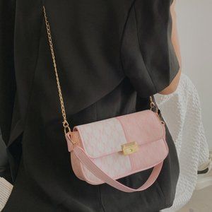 women shoulder pink bags